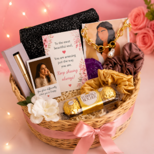 personalised gift for her Personalised Gift Hamper for Her – Photo Card, Caricature & Chocolates